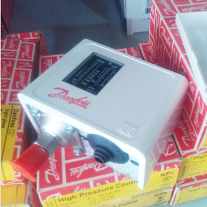DANFOSS 060-110391 Pressure Controller - DANFOSS