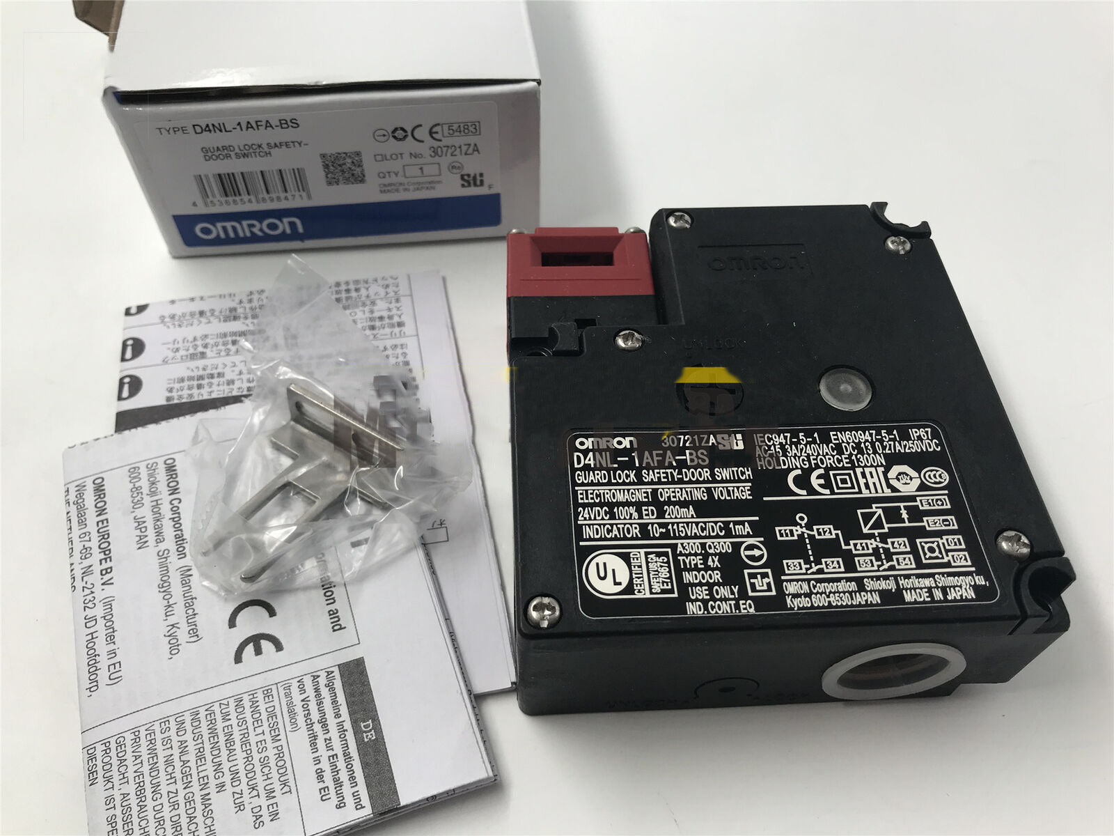 new 1PCS For OMRON Safety Gate Switch D4NL-1AFA-BS - OMRON