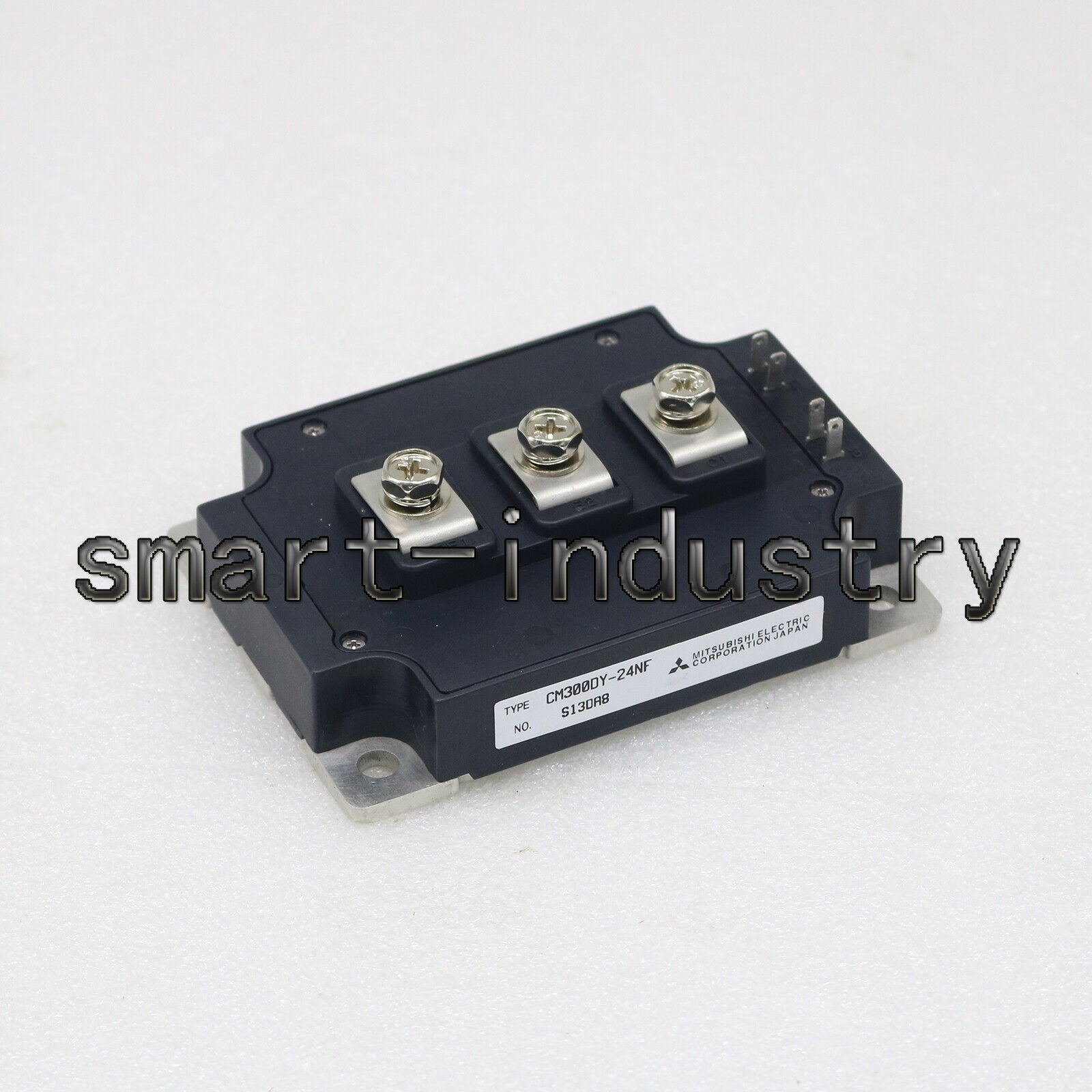 new 1PCS  Mitsubishi CM300DY-24NF IGBT Transistor Power Module