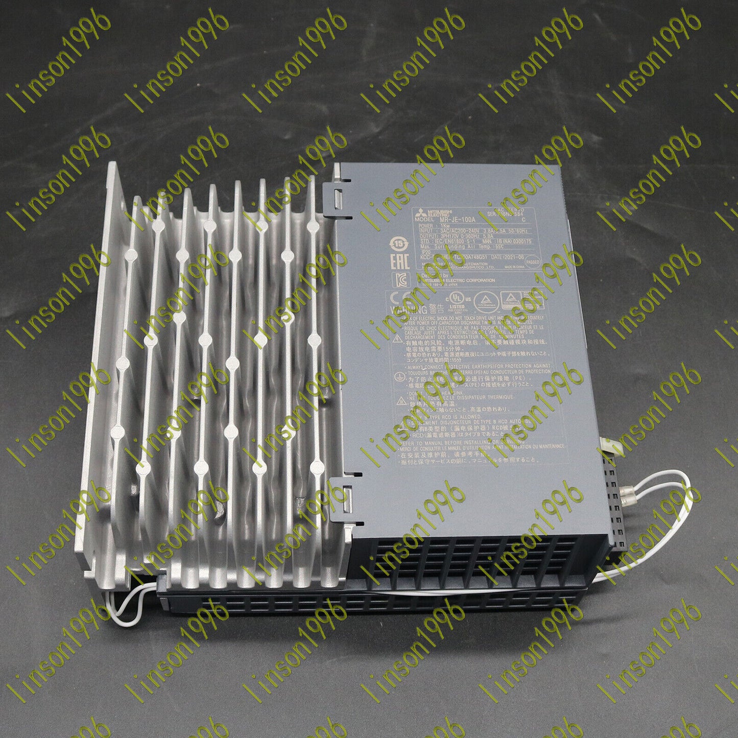 new Mitsubishi MR-JE-100A servo drive ONE Year (INBOX) - MITSUBISHI
