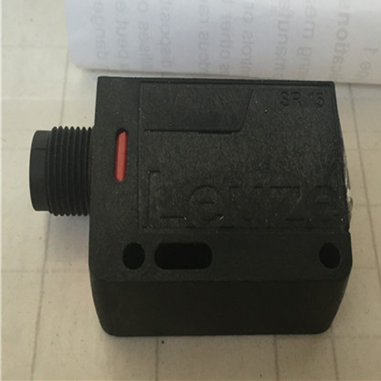 new 1PC  For Leuze HT15/4X-M12 sensor In Box