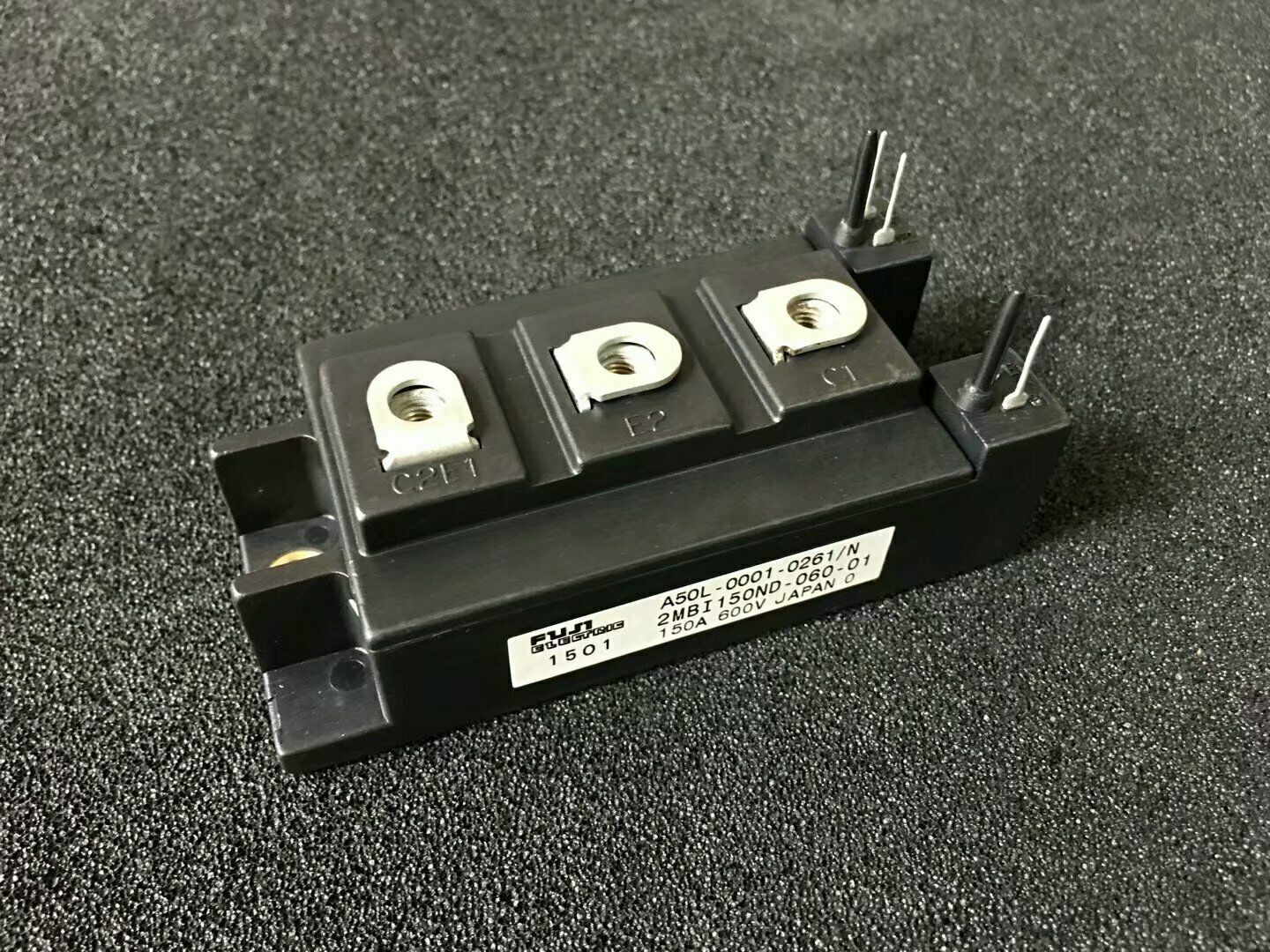 New One Fuji 2MBI150ND-060-01 A50L-0001-0261/N Power Module - ONE FUJI