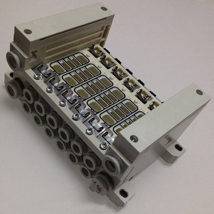 1PCS SMC Solenoid Valve VV5Q21-06C8S0 - High-Quality Component - SMC