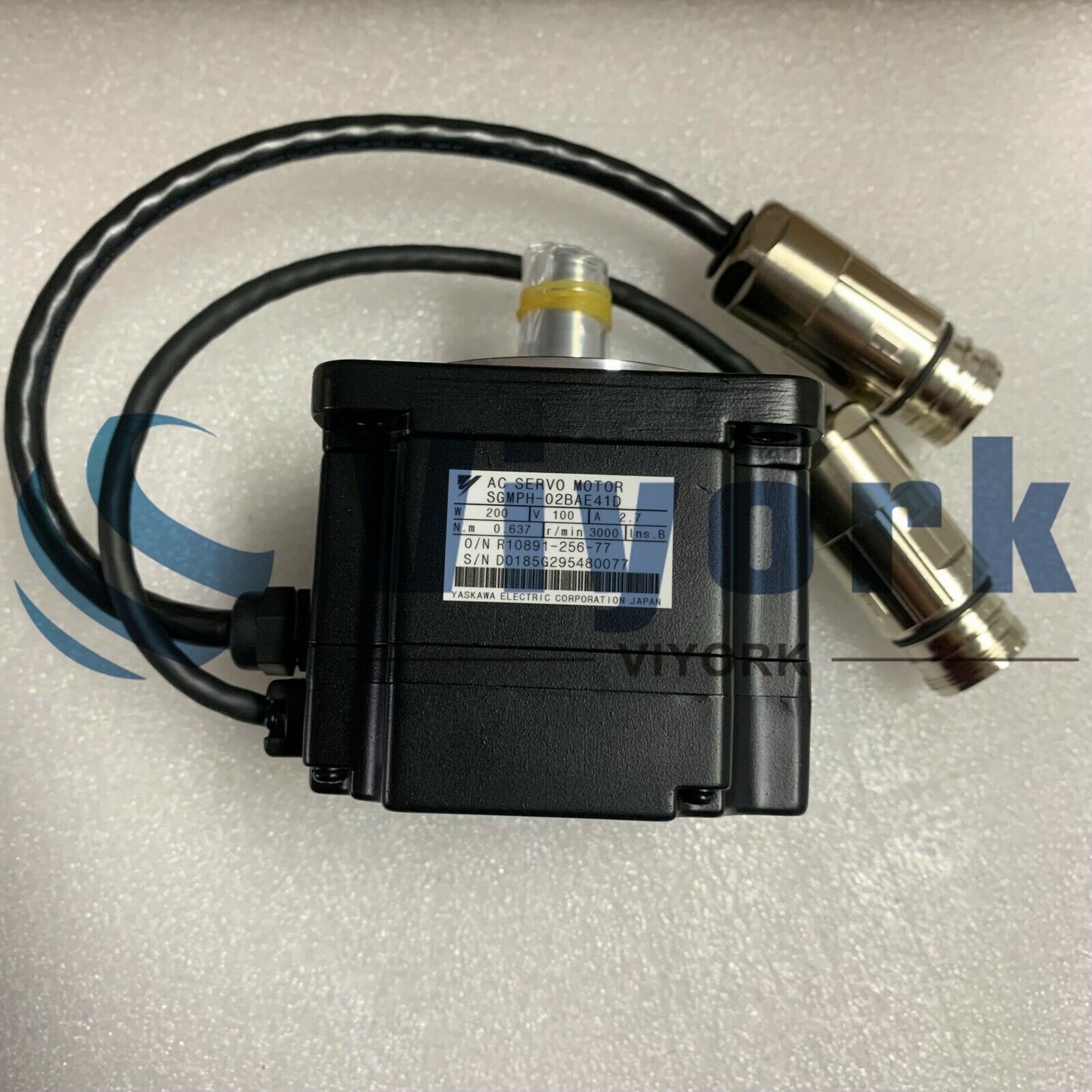 new Yaskawa SGMPH-02BAE41D AC SERVO MOTOR 200VAC 3000RPM 2.7AMP - YASKAWA