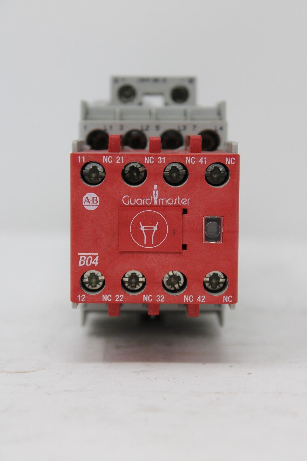 used Allen Bradley 100S-C09EJ404C Safety Relay - ALLEN BRADLEY