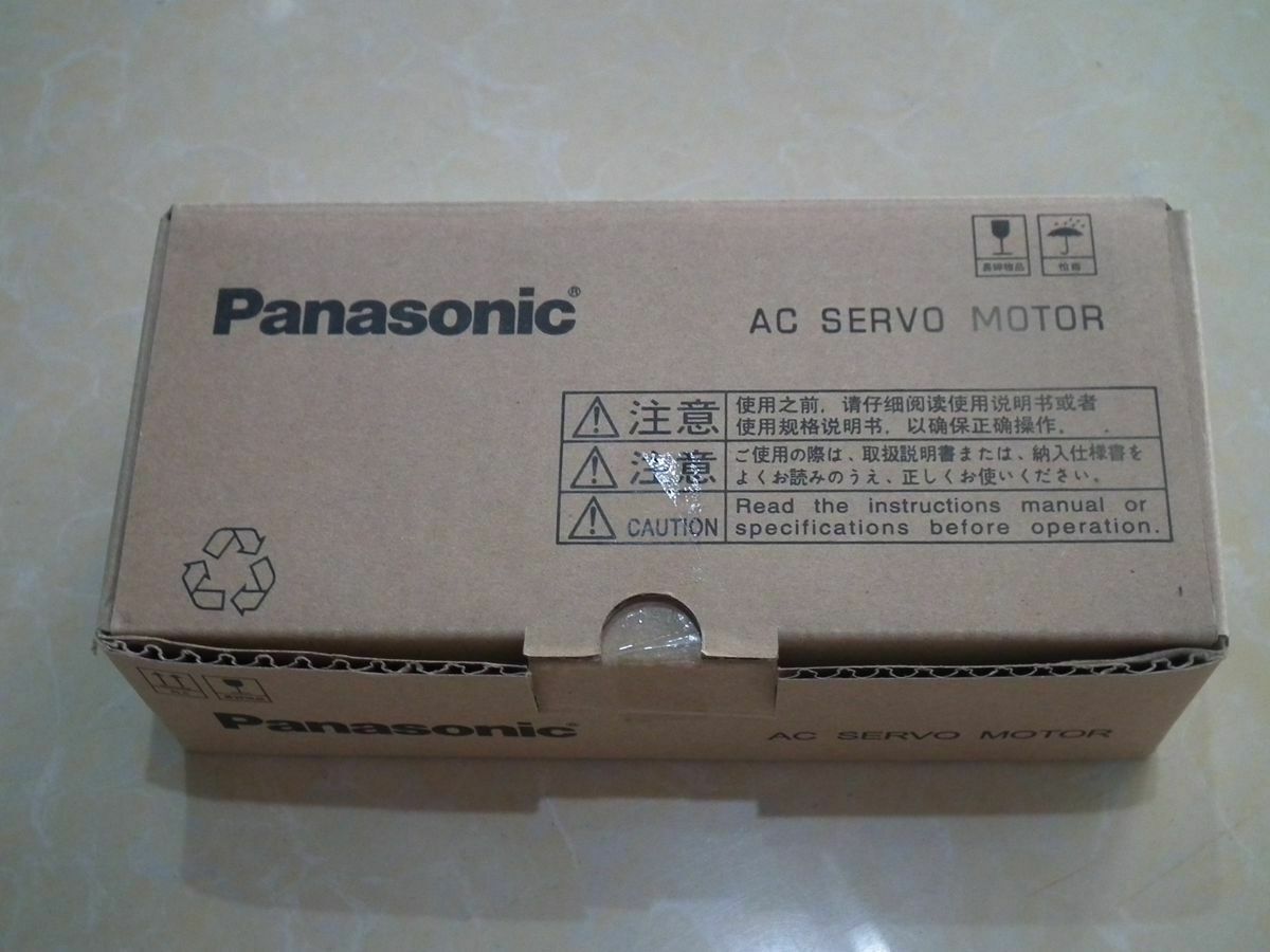 new 1PCS  In Box For Panasonic AC Servo Motor MSMD012G1Q2 One year