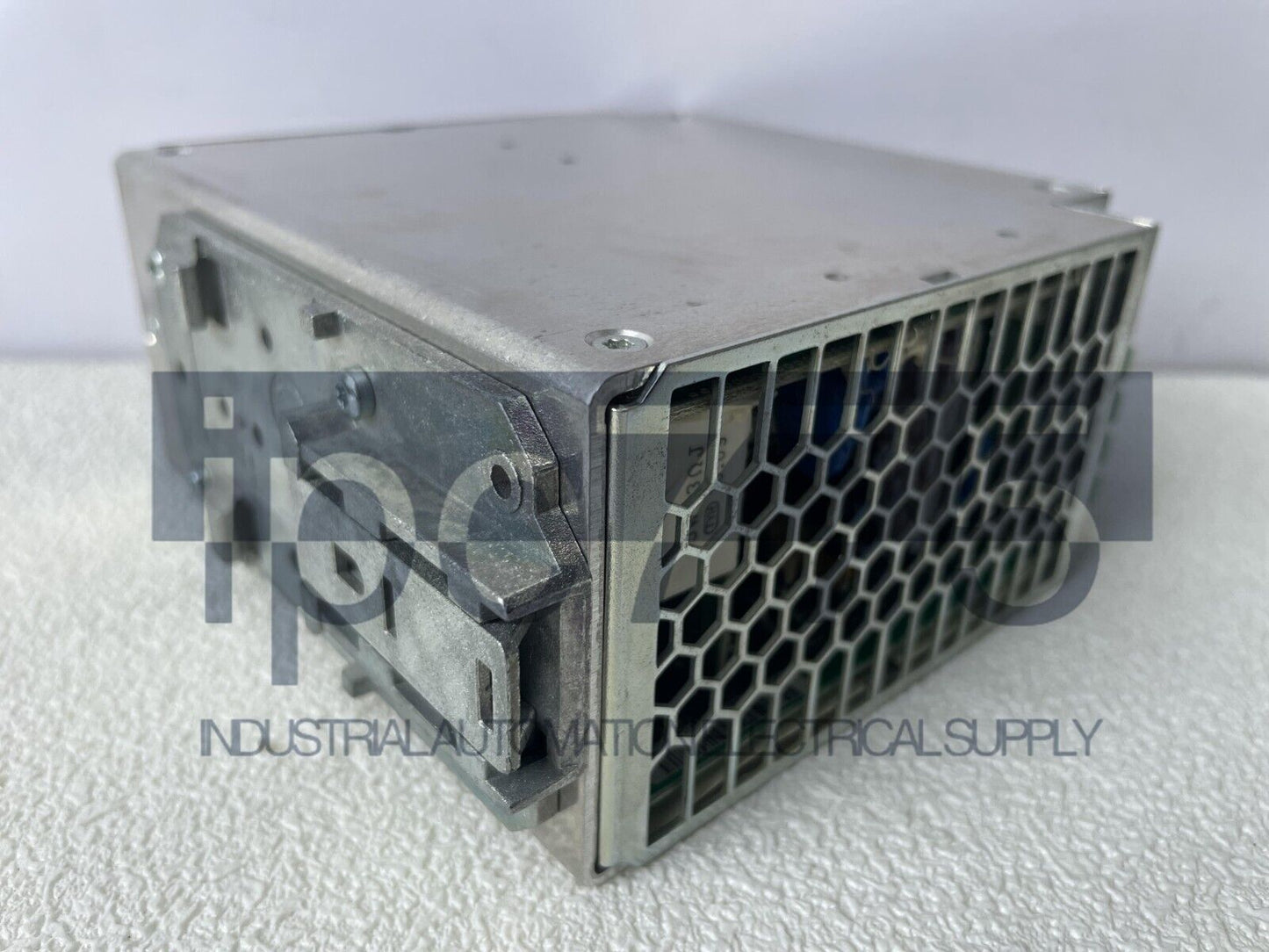 new 1PCS PHOENIX CONTACT 2866705 . QUINT-PS/3AC/24DC/10 - PHOENIX