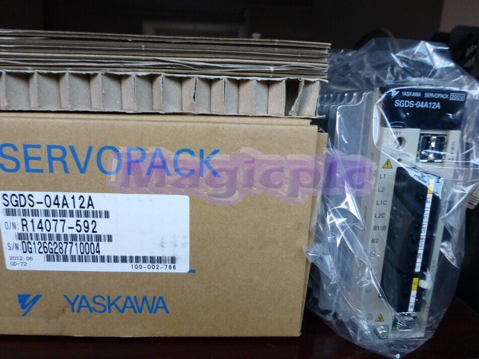 new YASKAWA SGDS-04A12A AC SERVO DRIVER SGDS04A12A 1pcs