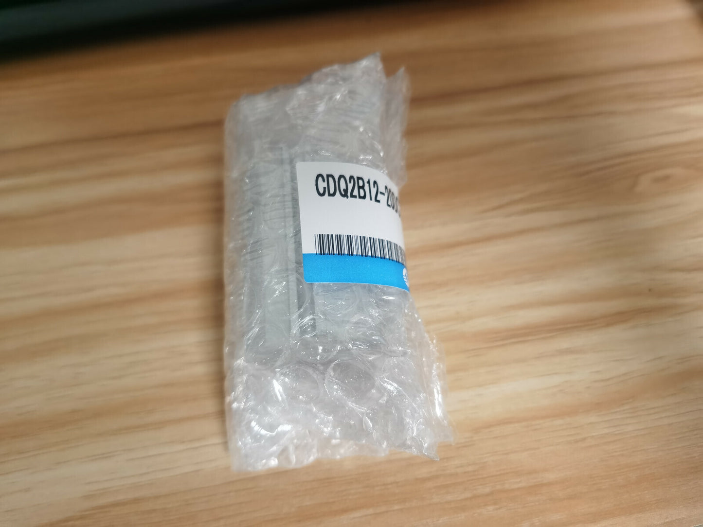 1PC  SMC CDQ2B12-20DCZ CDQ2B1220DCZ Cylinder Free Ship #SM