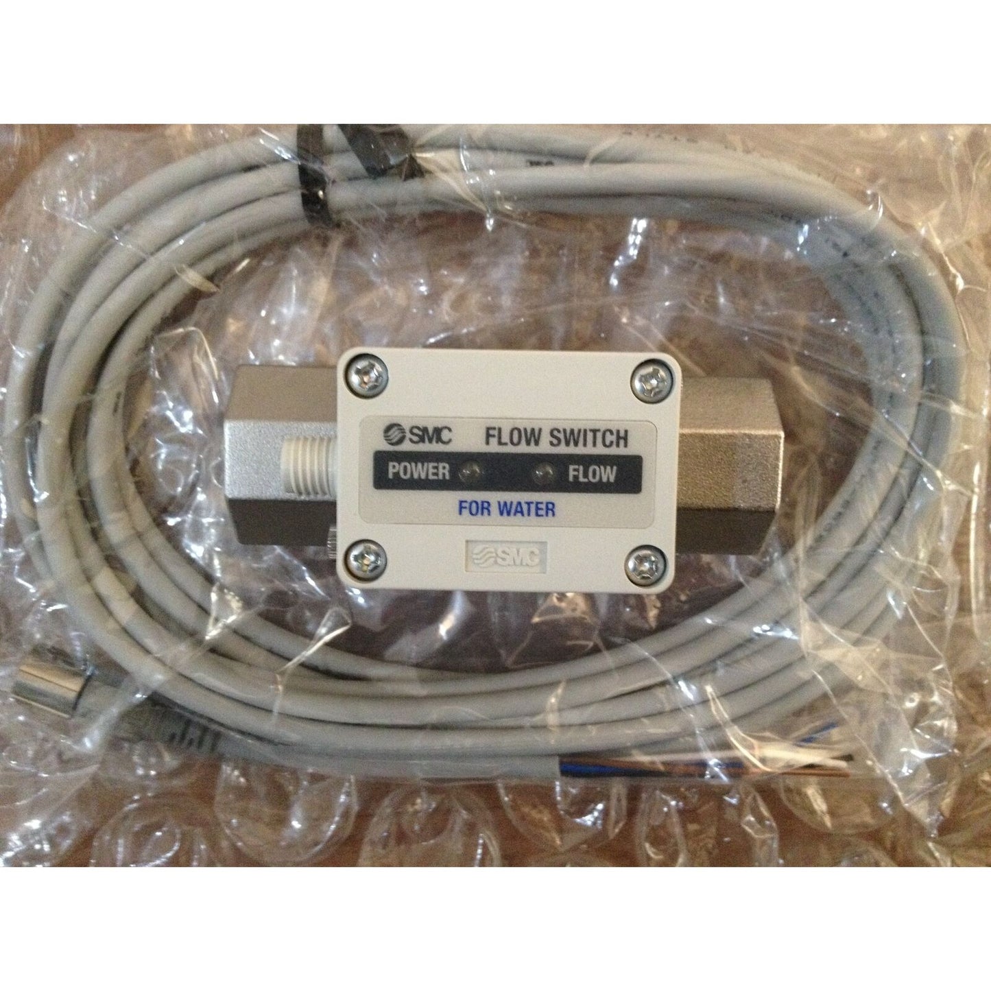 1PC SMC PF3W520-032 Digital Water Flow Switch - SMC