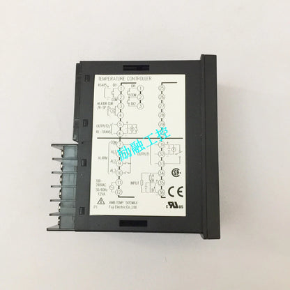1pcs Fuji thermostat PXR4TCY1-8W000-C