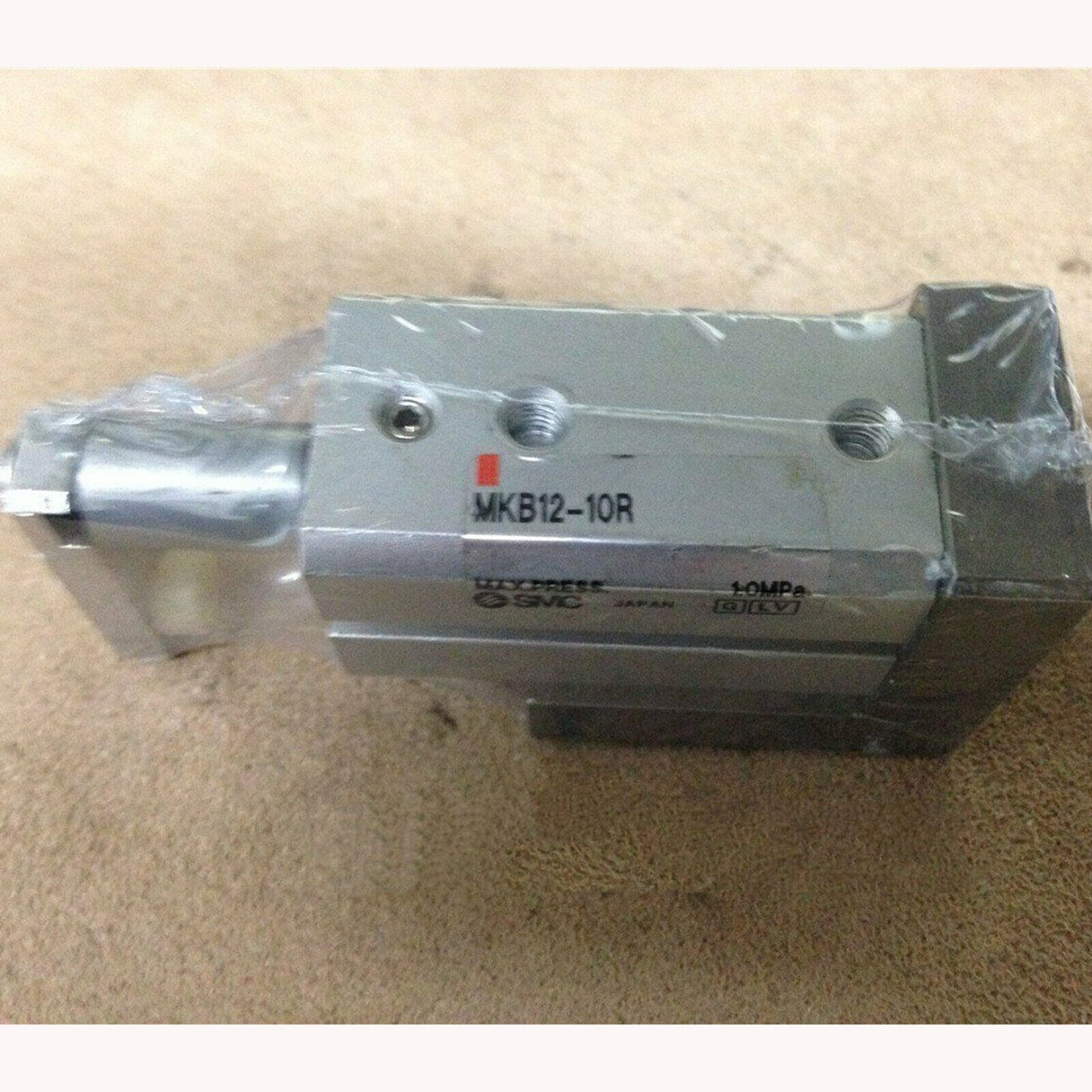 1PC SMC Rotary Clamp Cylinder MKB12-10R - SMC