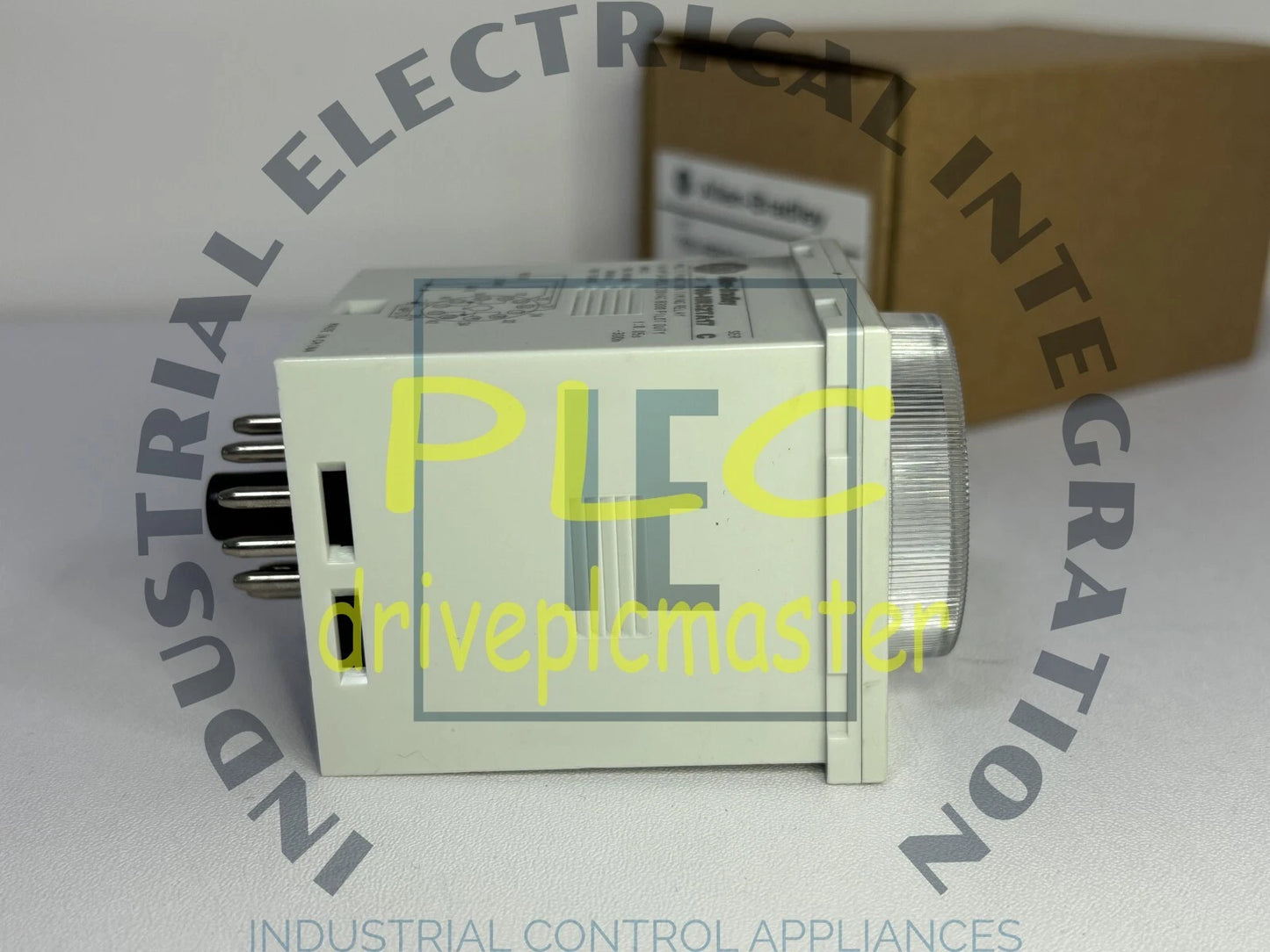 In Stock 700-HR52TA17 700HR52TA17 Time Relay #dr