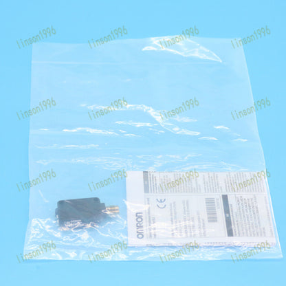 E3Z-R66 12-24VDC Omron Photoelectric Switch in Box - OMRON