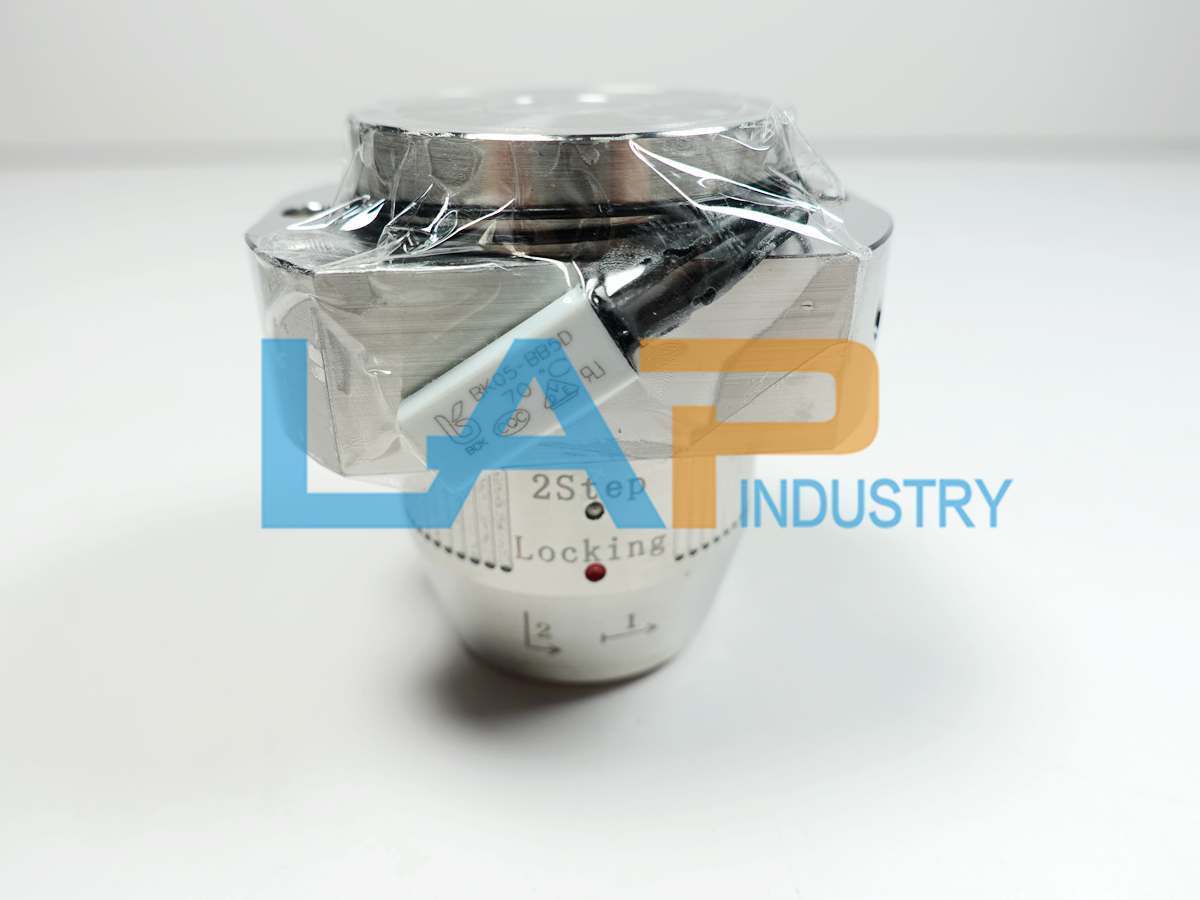 1-Piece Fiber QBH Connector Short Flange - NULL