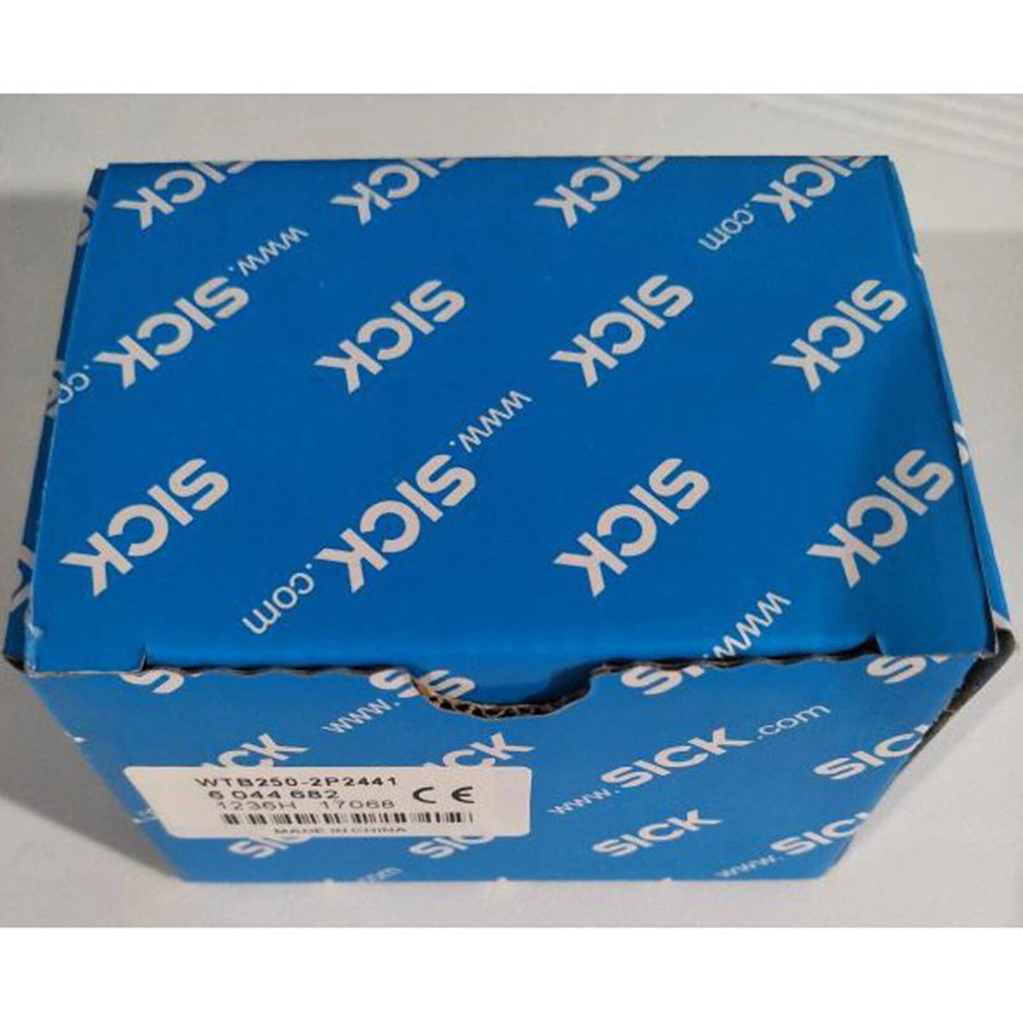 SICK WTB250-2P2441 Photoelectric Sensor One WTB2502P2441 Free Shipping