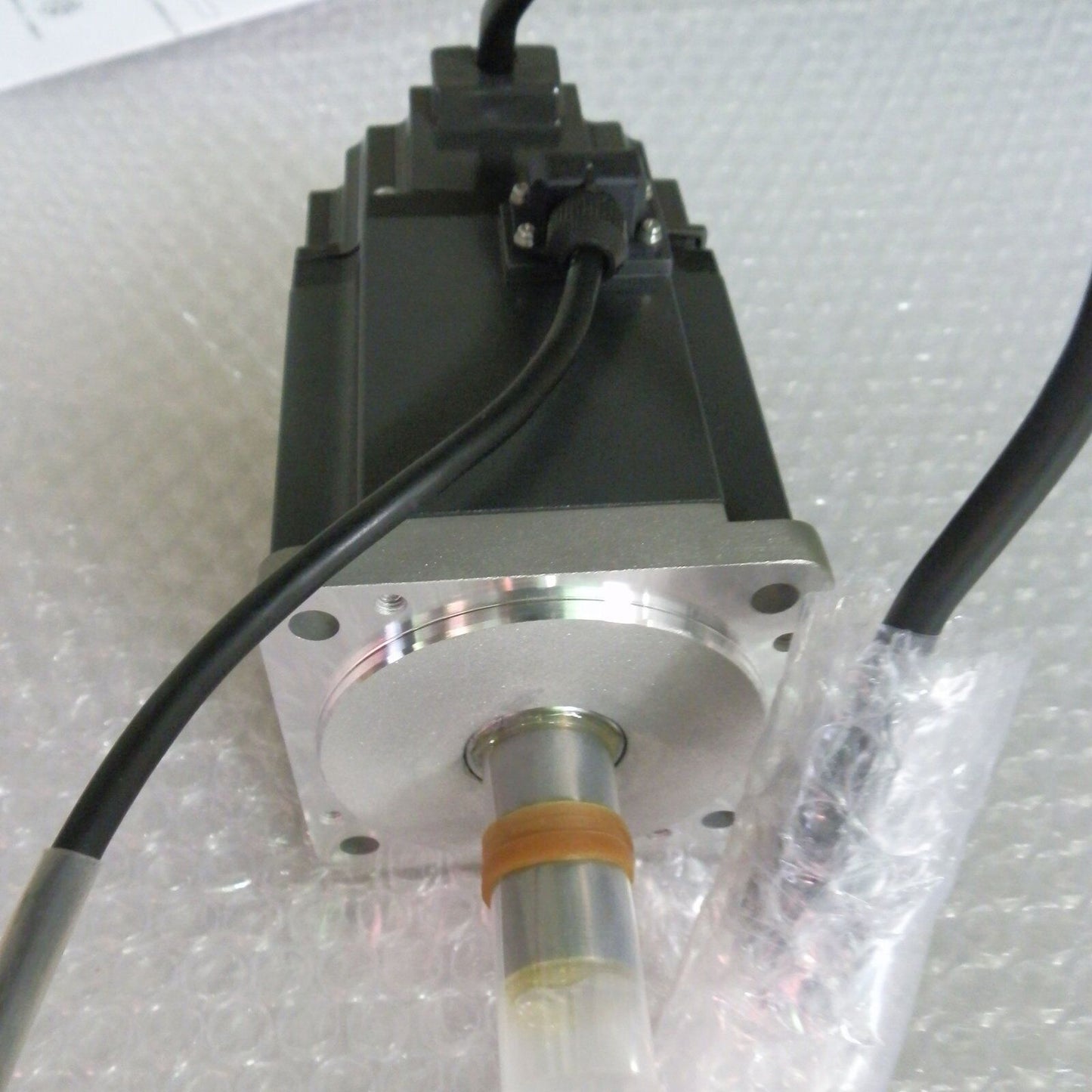 1PC Mitsubishi Servo Motor HF-KE73 - MITSUBISHI