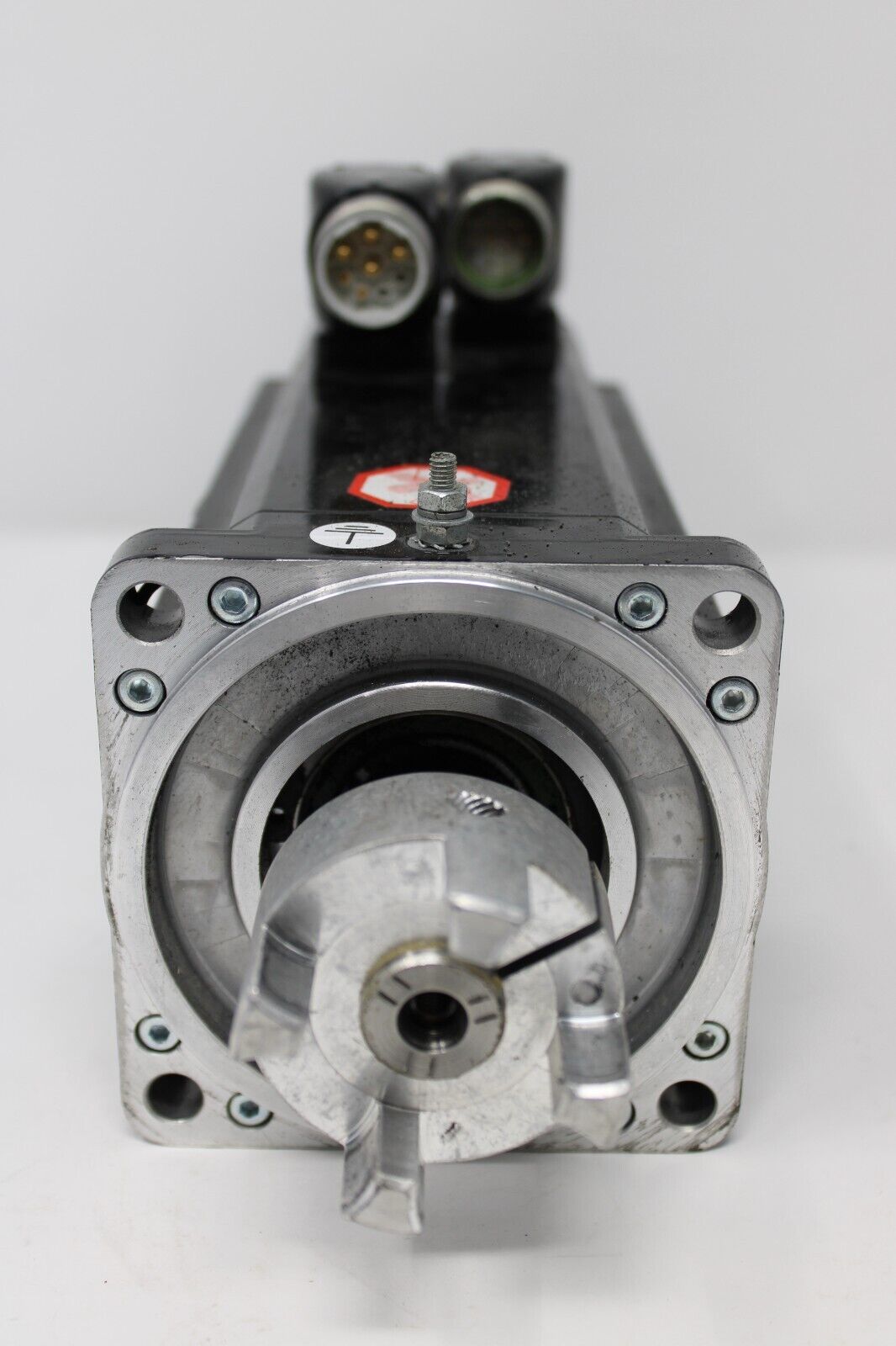 used Schneider SH100/40060/0/0/00/00/00/10/00 Motor - SCHNEIDER