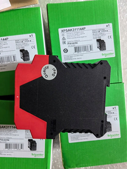 New One Schneider XPSAK311144P Safety Relay XPS Relay Module - ONE SCHNEIDER ELECTRIC