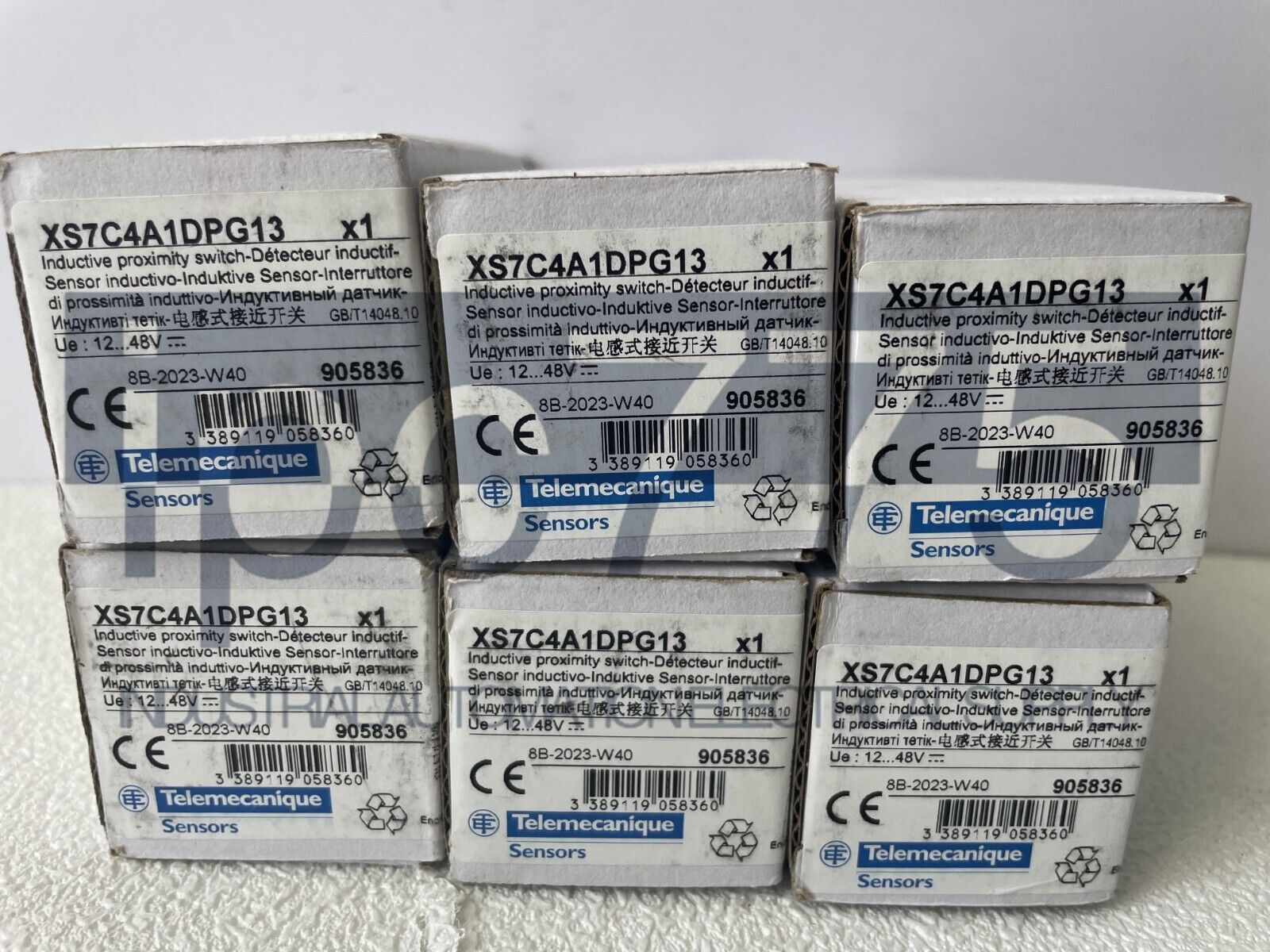 1PCS Schneider XS7C4A1DPG13 Proximity Switch Sensor - High-Quality Proximity Sensor Unit - SCHNEIDER