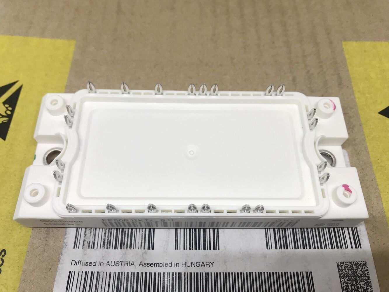 new 1PCS EUPEC/INFINEON FP50R12KT4_B11 FP50R12KT4-B11 Module Power Supply - EUPEC/INFINEON