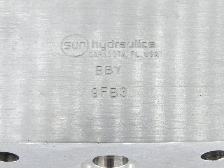 SUN HYDRAULICS BBY MANIFOLD - High Pressure hydraulic manifold with multiple ports and durable construction. - SUN HYDRAULICS