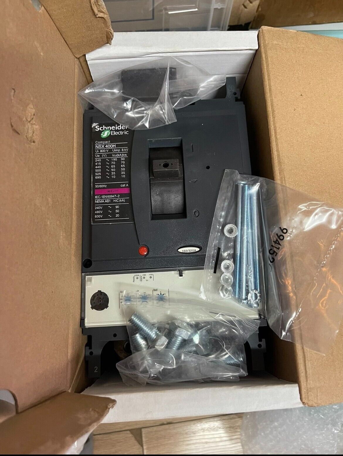 new LV432676 NSX400F Micrologic 2.3 400A By - MICROLOGIC