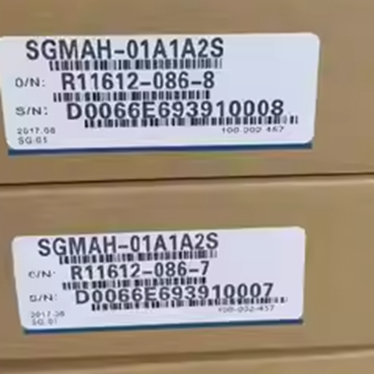 YASKAWA SGMAH-01A1A2S Servo Motor 24V 60Hz 15W 3000RPM - YASKAWA