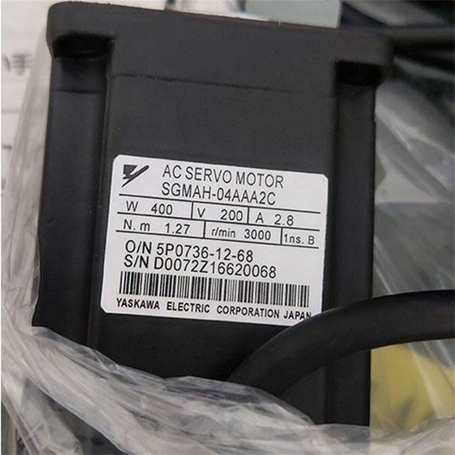 1PC Yaskawa SGMAH-04AAA2C Servo Motor SGMAH04AAA2C Fast Ship - YASKAWA