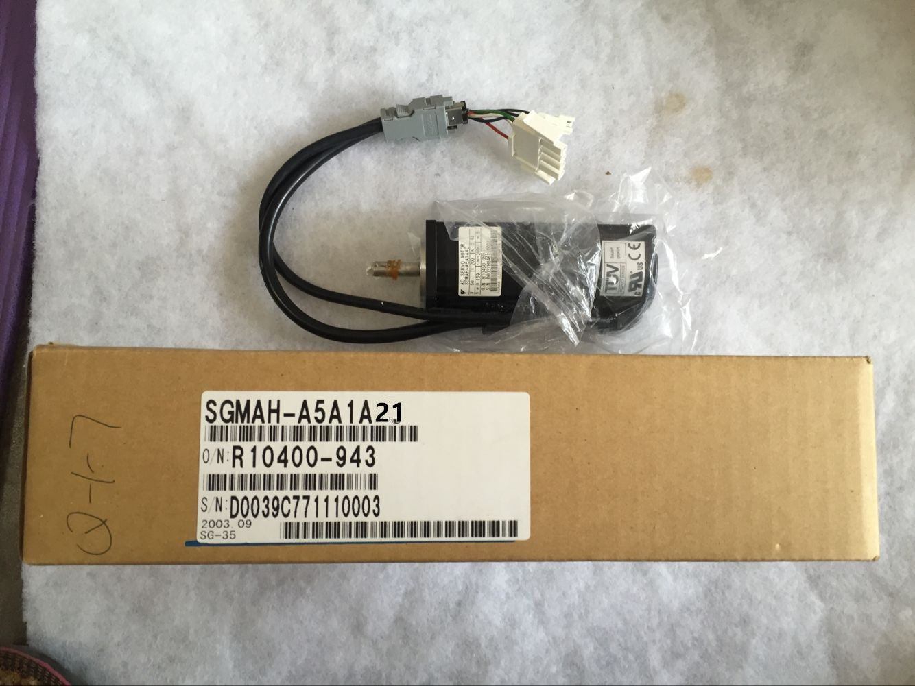 YASKAWA AC SERVO MOTOR SGMAH-A5A1A21