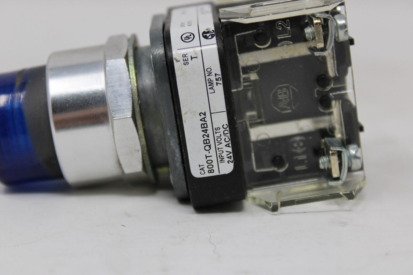 used Allen-Bradley 800T-QB24BA2 Blue Illuminated Pushbutton - ALLEN-BRADLEY