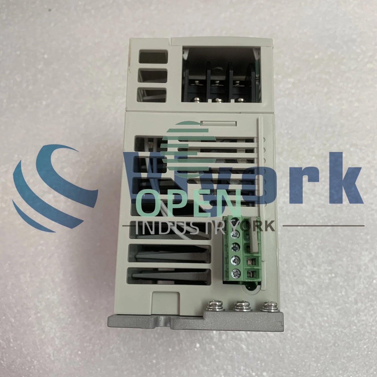 1PCS Mitsubishi MR-J2-40A SERVO AMPLIFIER 2.8AMP 170V 0-360HZ 400W