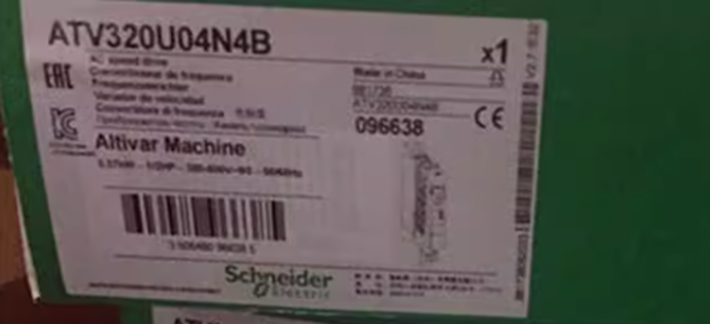 Schneider Inverter ATV320U04N4B - SCHNEIDER