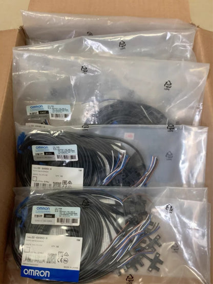 10PCS Omron EE-SX950-R EESX950R Photoelectric Sensors Free Ship