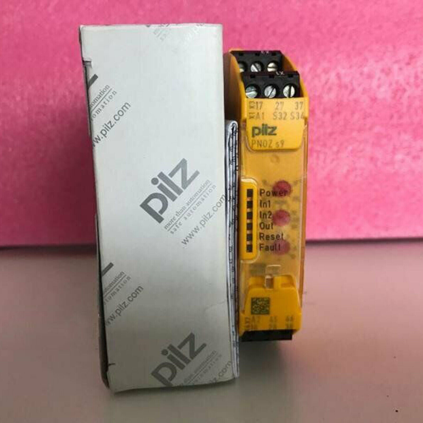 new Pilz safety relay PNOZ S9 24VDC 750109  1PCS 750109