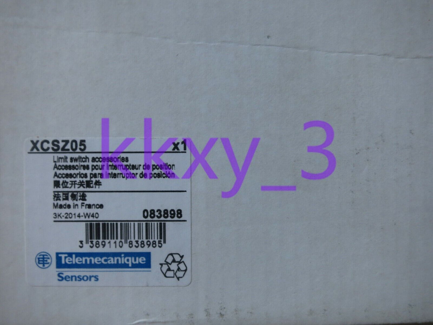 new 1 PCS Schneider safety switch insert XCS-Z05 - SCHNEIDER