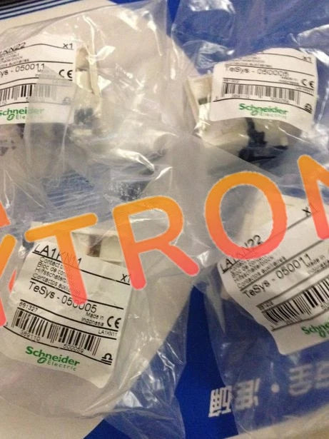 LA1KN11 5 PCS Schneider free shipping