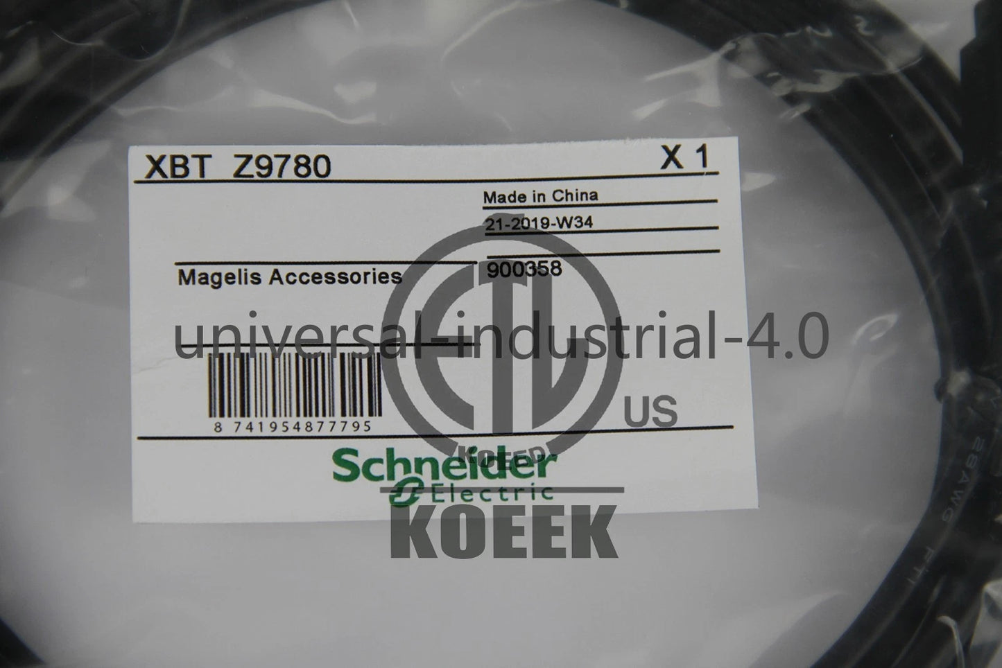Schneider XBTZ9780 HMI Accessory 2.5m Cable to Connect Magelis Mini DIN RJ45