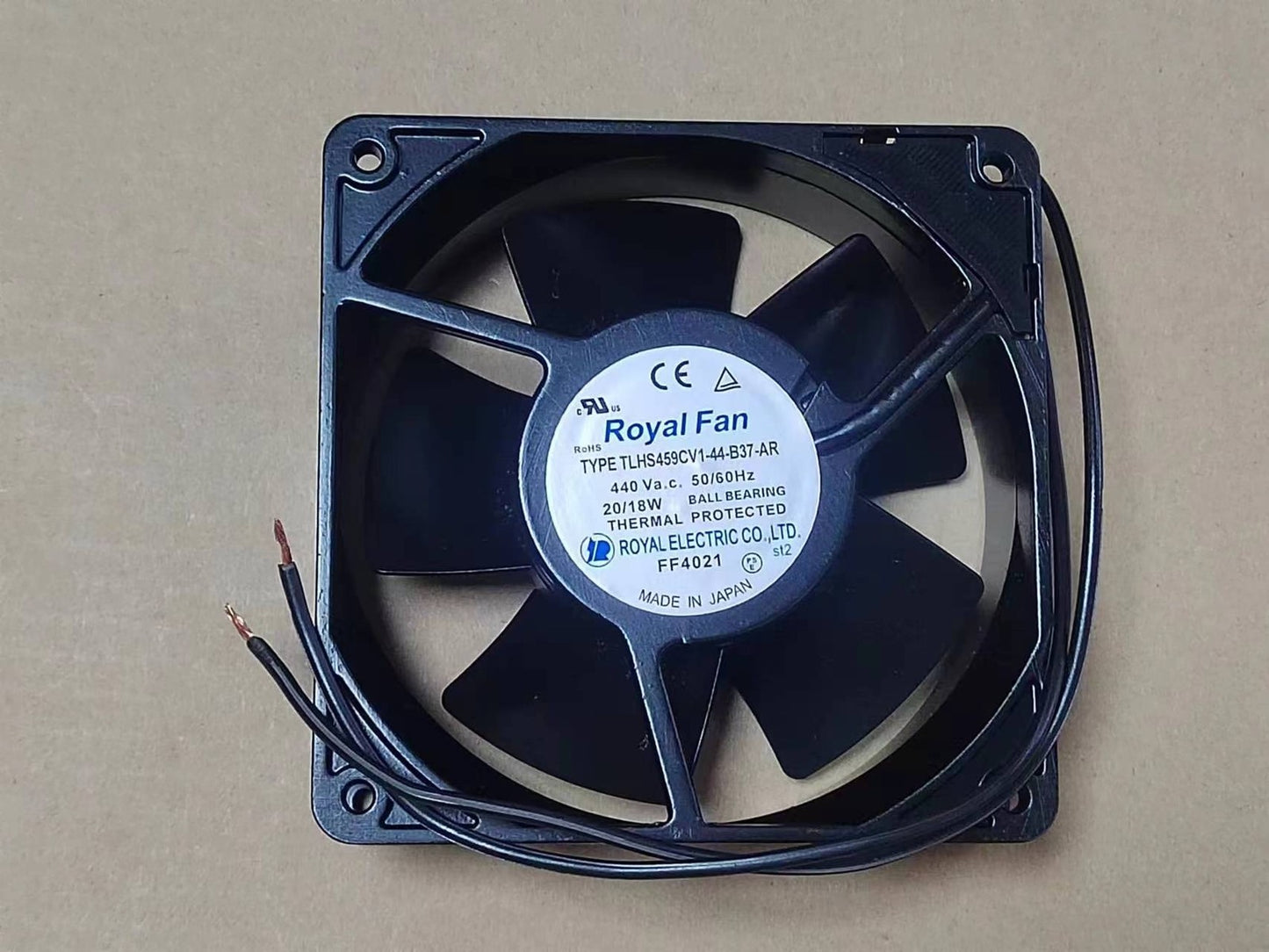 1PC Royal Fan 12038 TYPE TLHS459CV1-44-B37-AR 440V 20W all-metal fan