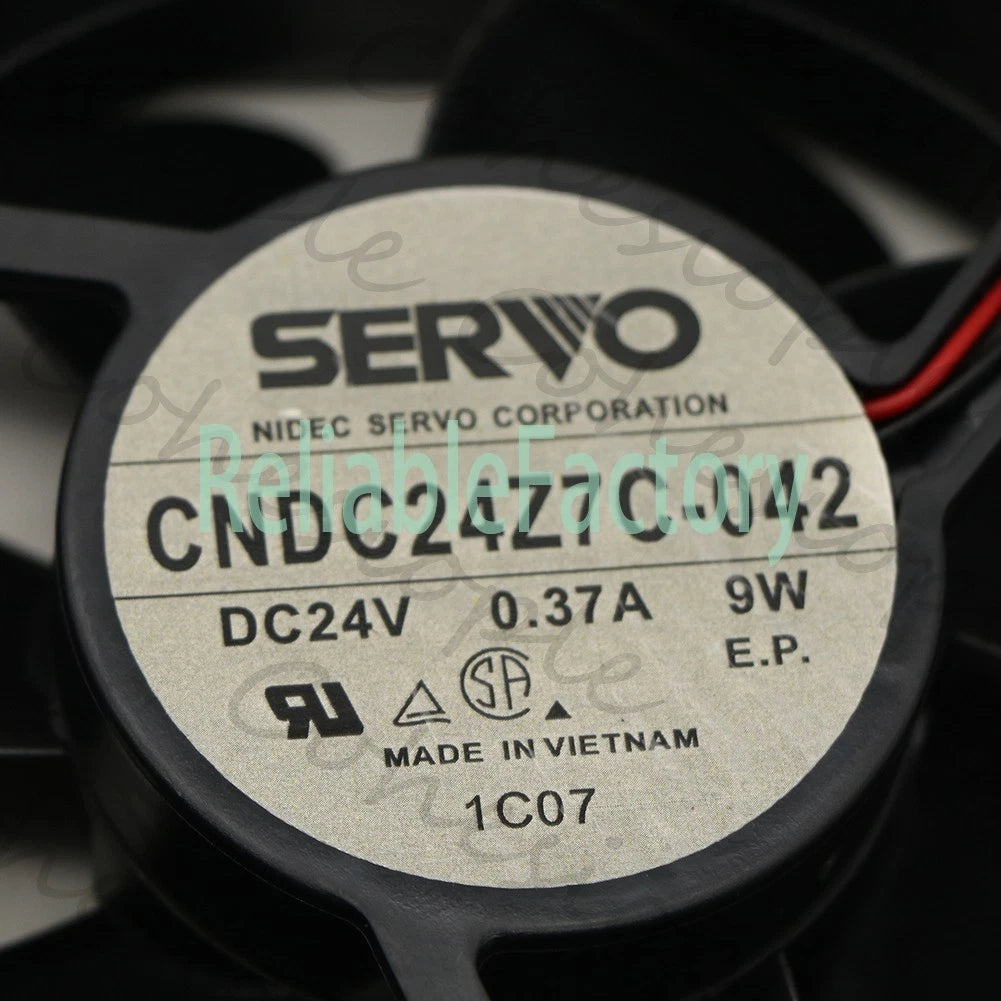 1PC Fan 24V 0.37A 9W CNDC24Z7C-042