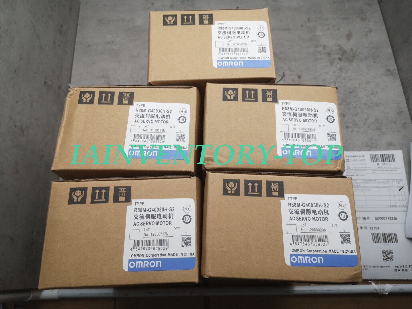 OMRON R88M-G40030H-S2 Heart Rate Monitor | Precise Heart Rate Measurement | Omron Medical Equipment - OMRON