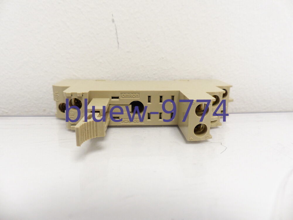 Omron P2RF-08-E 0618W3 Relay Socket 5A 250V - OMRON