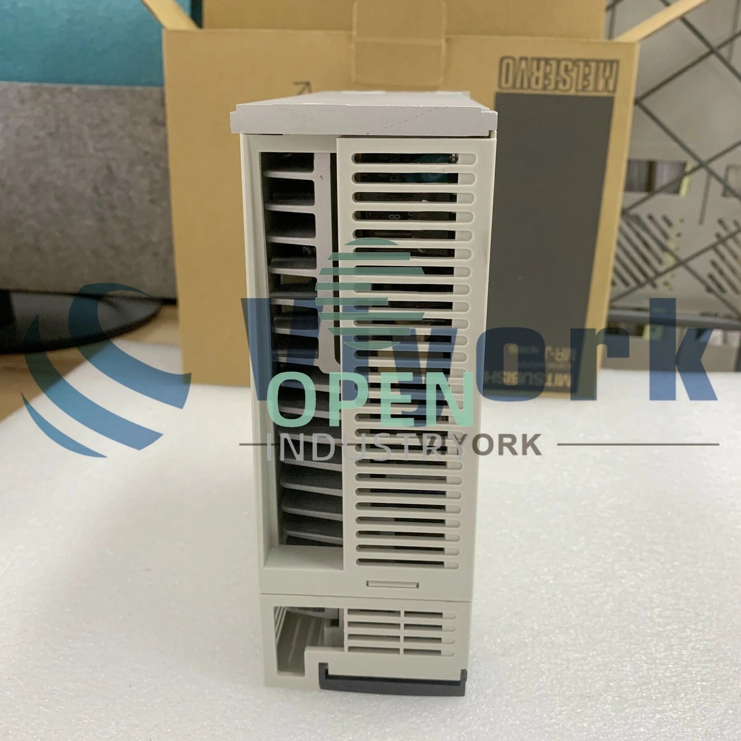 1PCS Mitsubishi MR-J2S-70B SERVO AMPLIFIER 200V 750W