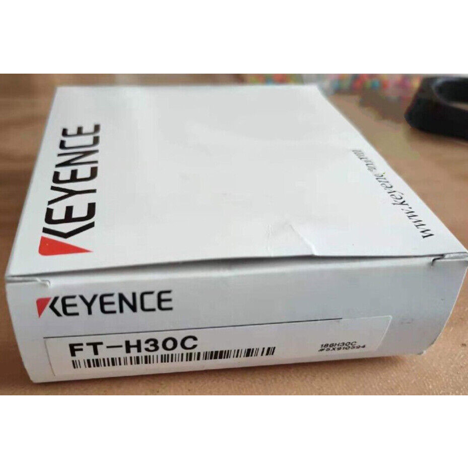 ONE KEYENCE Flowmeter Sensor FT-H30C - KEYENCE