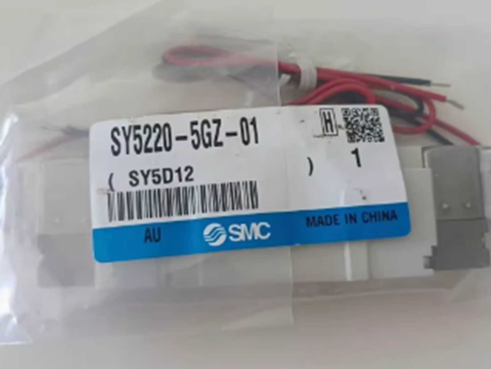 SMC SY5220-5GZ-01: 5GZ Solenoid Valve - SMC