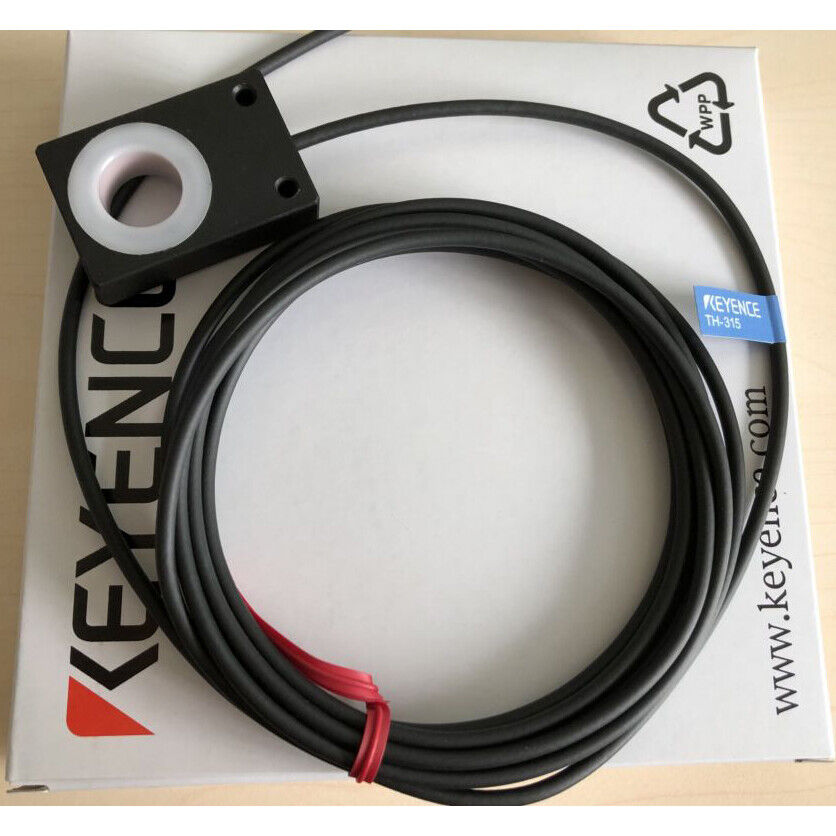1PC KEYENCE TH-315 Laser Proximity Sensor - KEYENCE