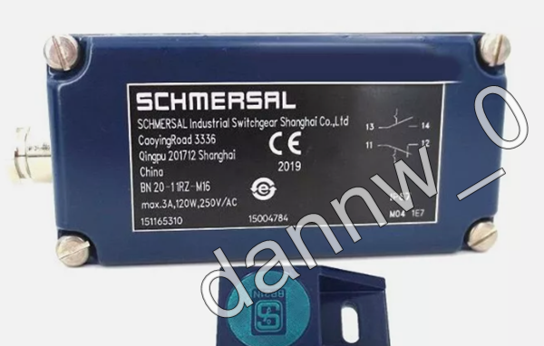 new 1PC  Schmersal BN20-11RZ-M16 Safety Magnetic Switch