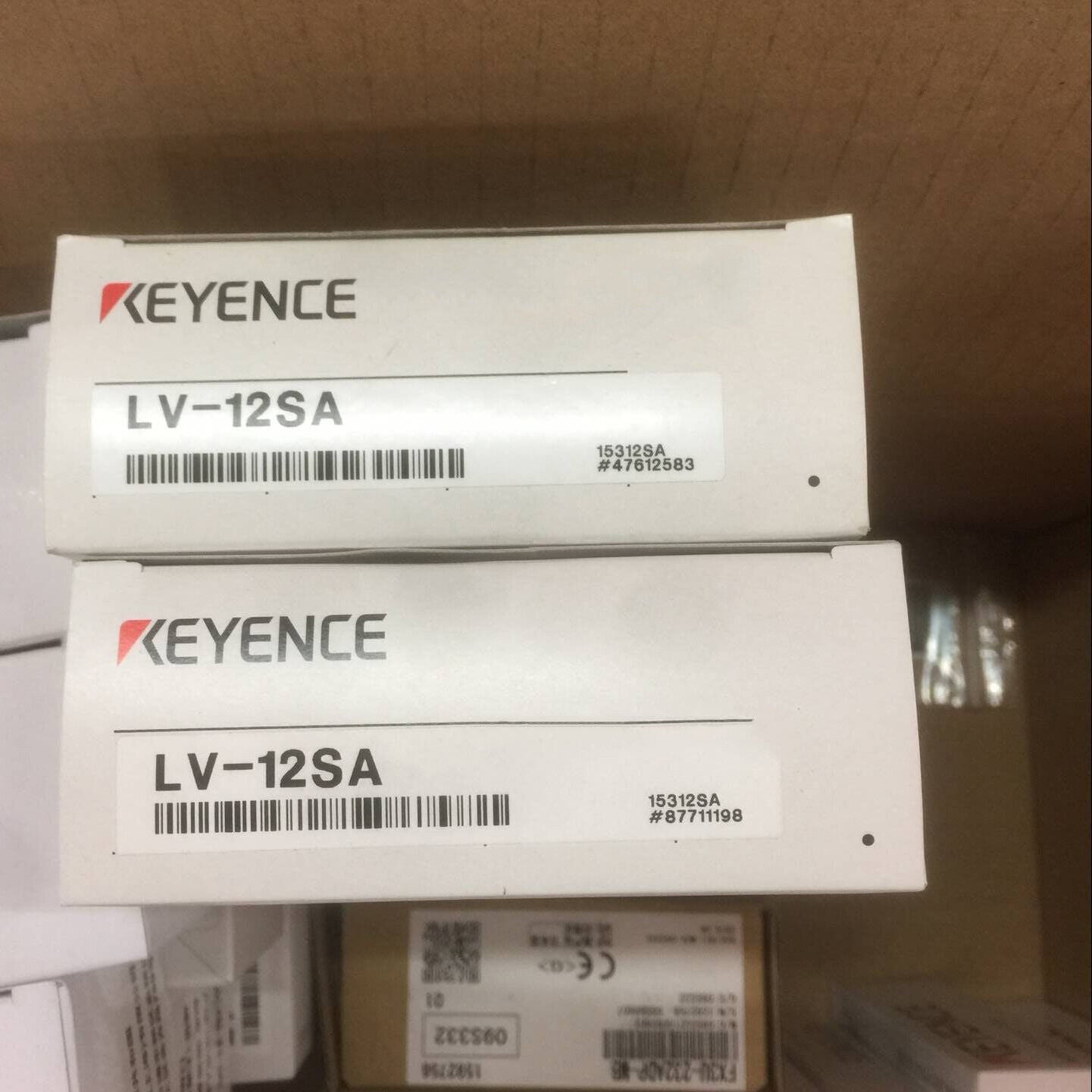 1PC Keyence Digital Laser Sensor LV-12SA Spot Stock - KEYENCE