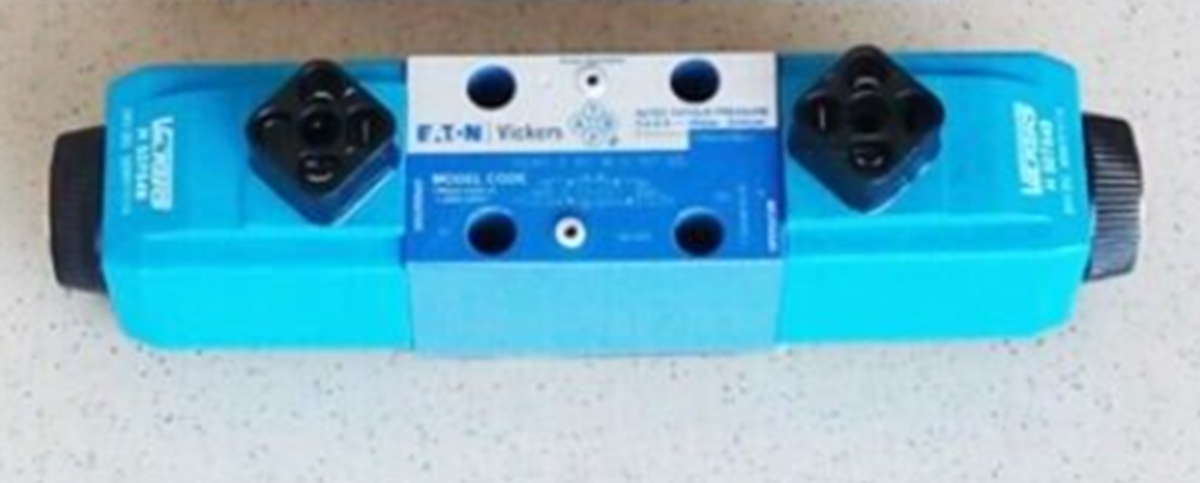 VICKERS DG4V-3S-2C-M-U-H5-60 Solenoid Valve - VICKERS
