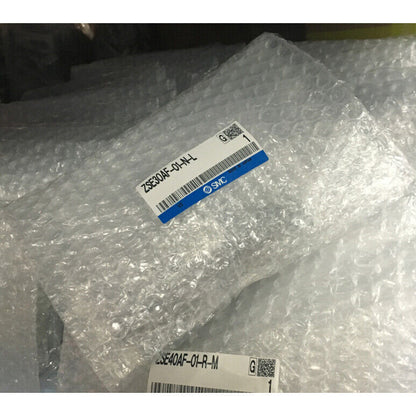 1PC SMC ZSE30AF-01-N-L Digital Pressure Switch - SMC